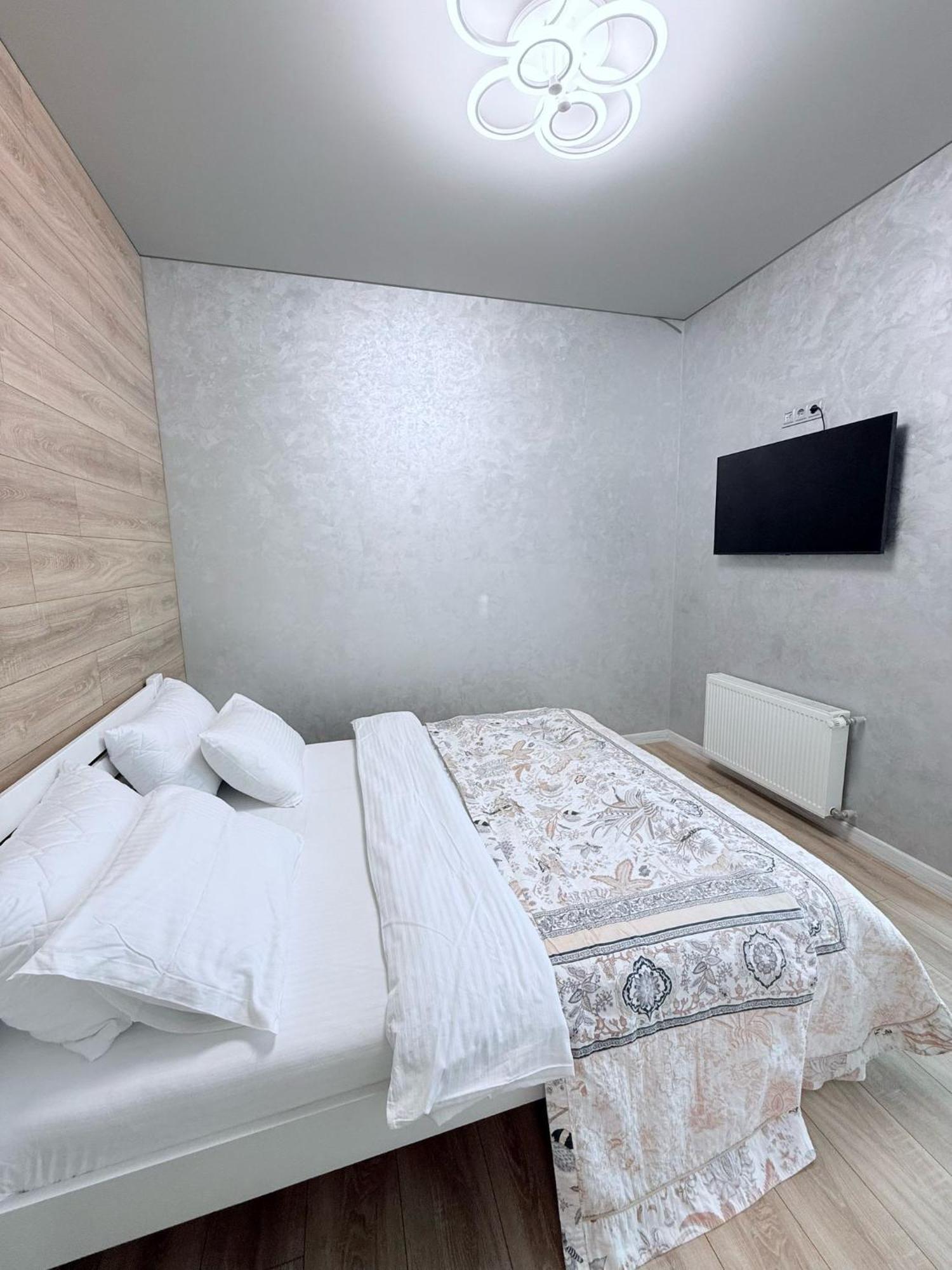 Gagarin Plaza Apartments Odesa Exterior photo