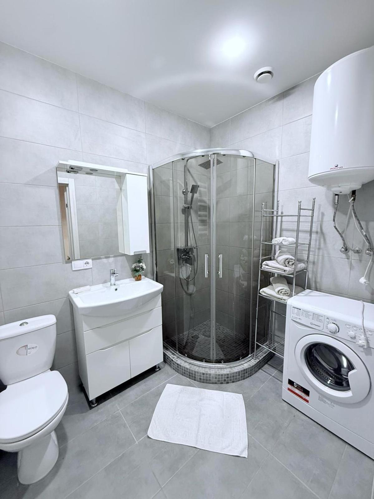 Gagarin Plaza Apartments Odesa Exterior photo
