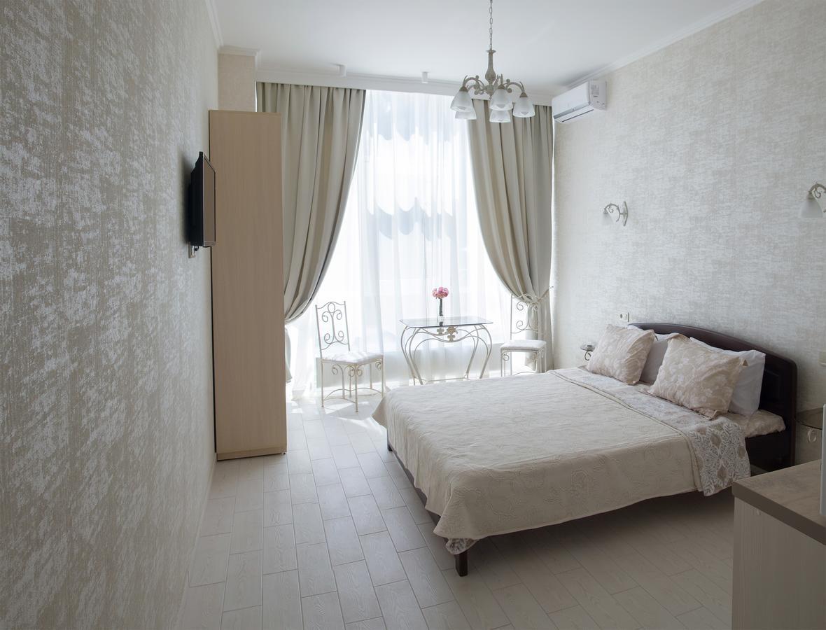 Gagarin Plaza Apartments Odesa Exterior photo