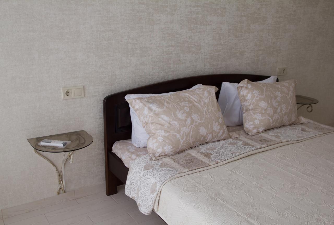 Gagarin Plaza Apartments Odesa Exterior photo