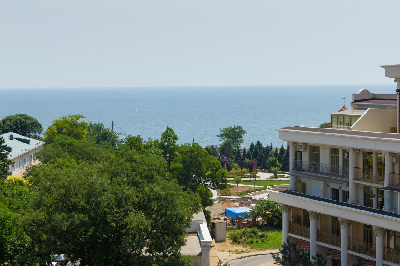 Gagarin Plaza Apartments Odesa Exterior photo